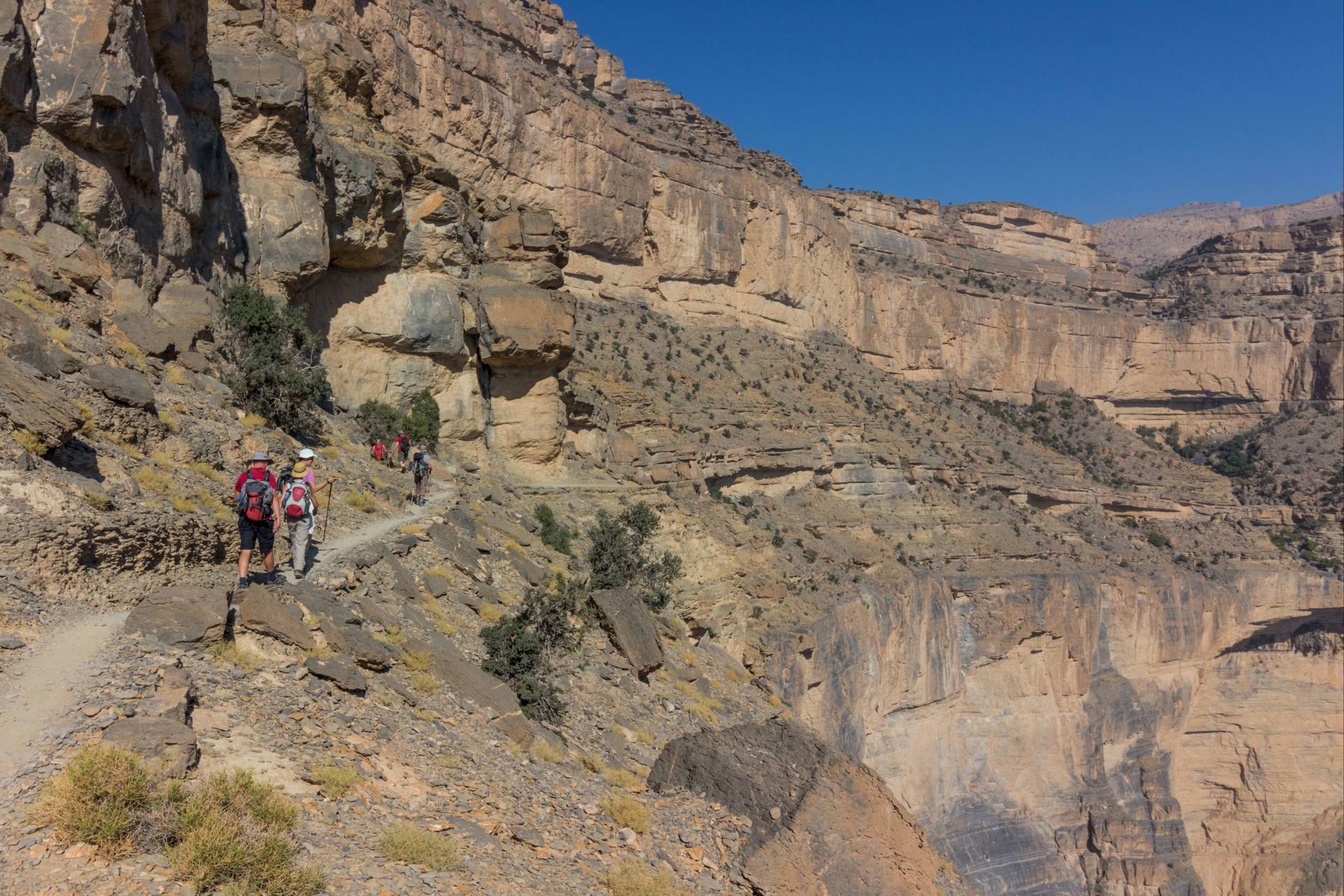 trek-jebel-shams-canyon