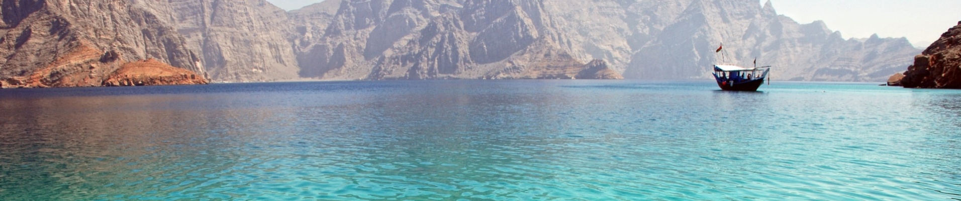 boutre musandam fjord