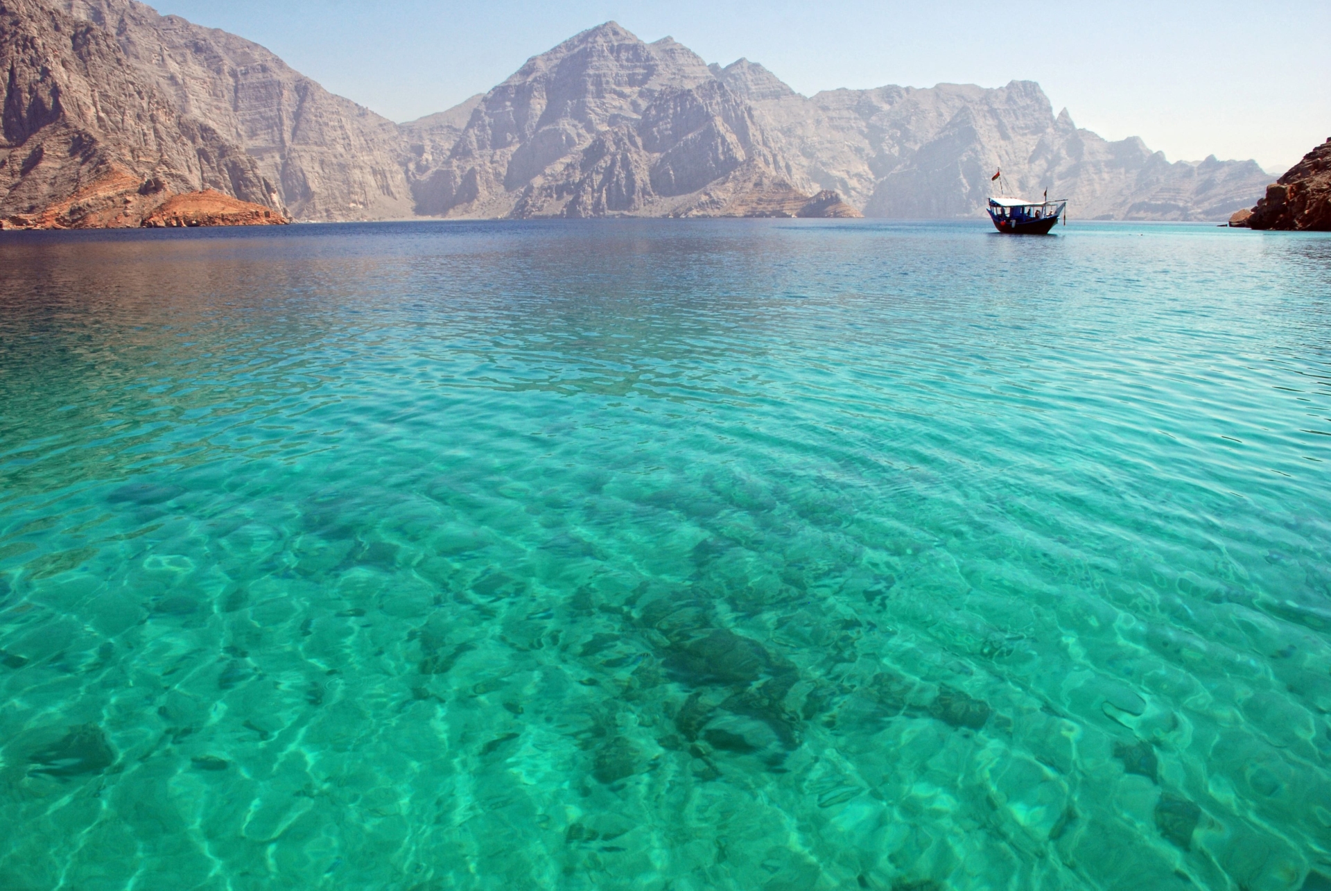 boutre musandam fjord