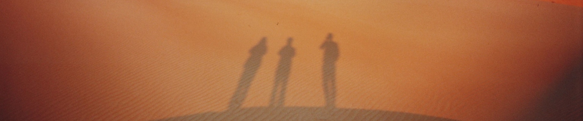 qui sommes nous ombres désert oman