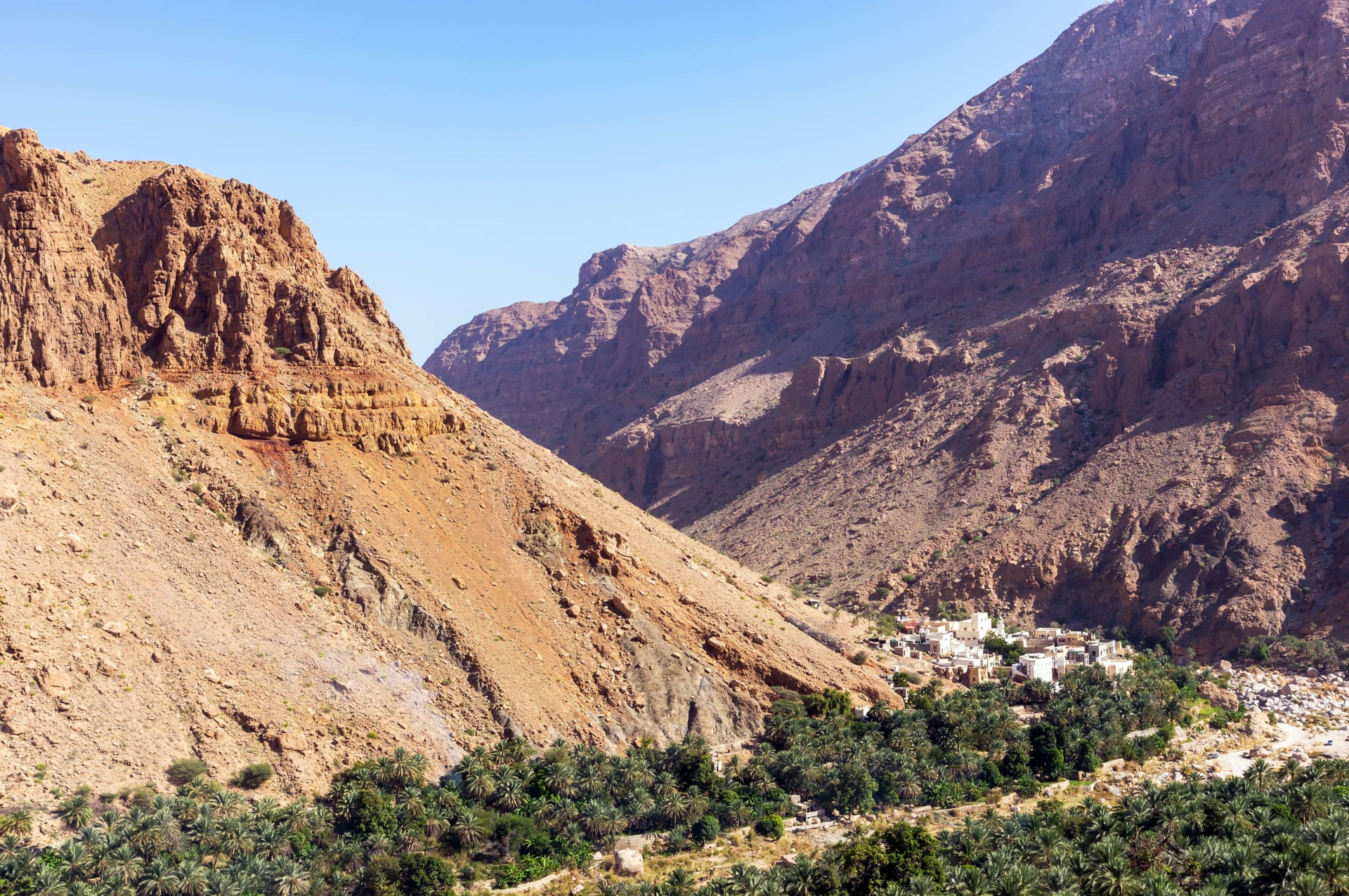 wadi-bani-awf-village
